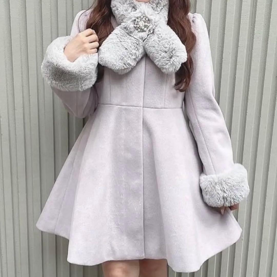 evelyn ビジューコート 2023 アイスグレイ - メルカリ