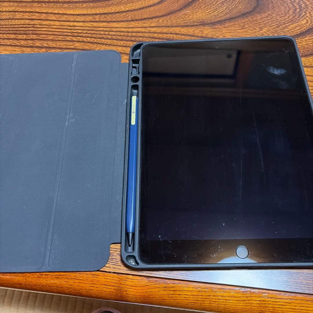 iPad (第9世代) スペースグレー 本体 + カバー 64GB wi-fi iPad Wi-Fi 64GB - スペースグレイ（第9世代）[整備済製品] - Apple