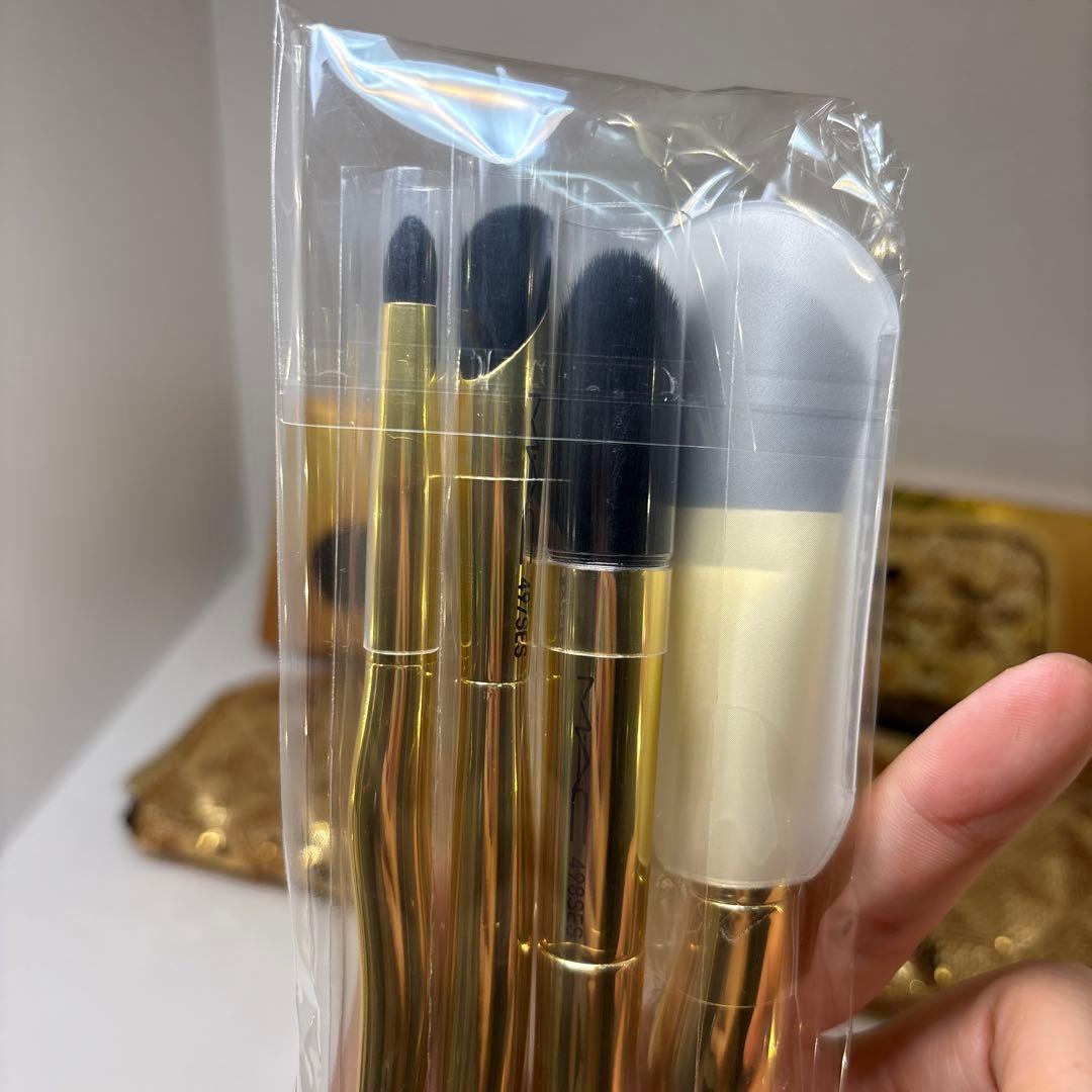 MAC ゴールデンタッチミニブラシキット - メルカリ