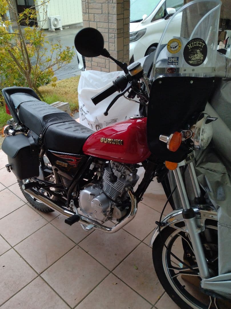 GN125 テールカウル - メルカリ