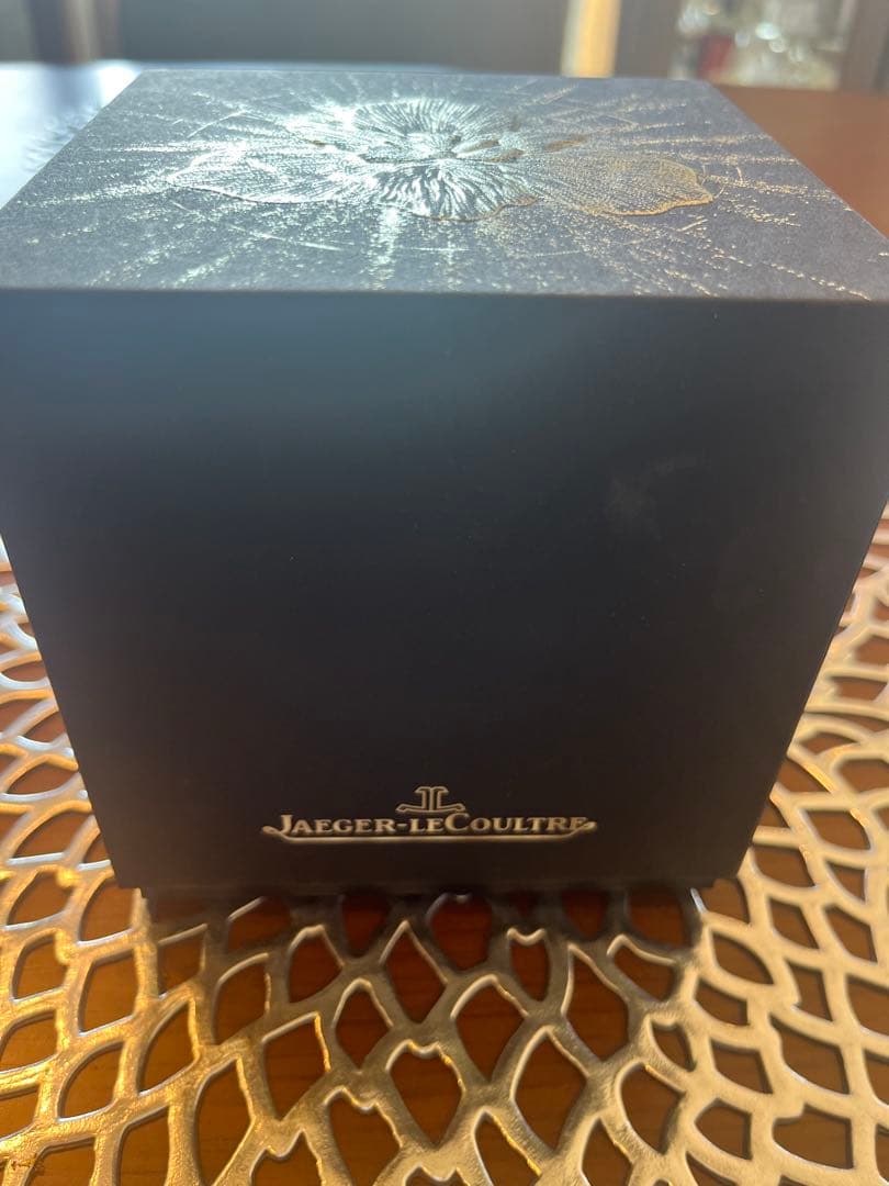 ジャガールクルト スノードーム - メルカリ