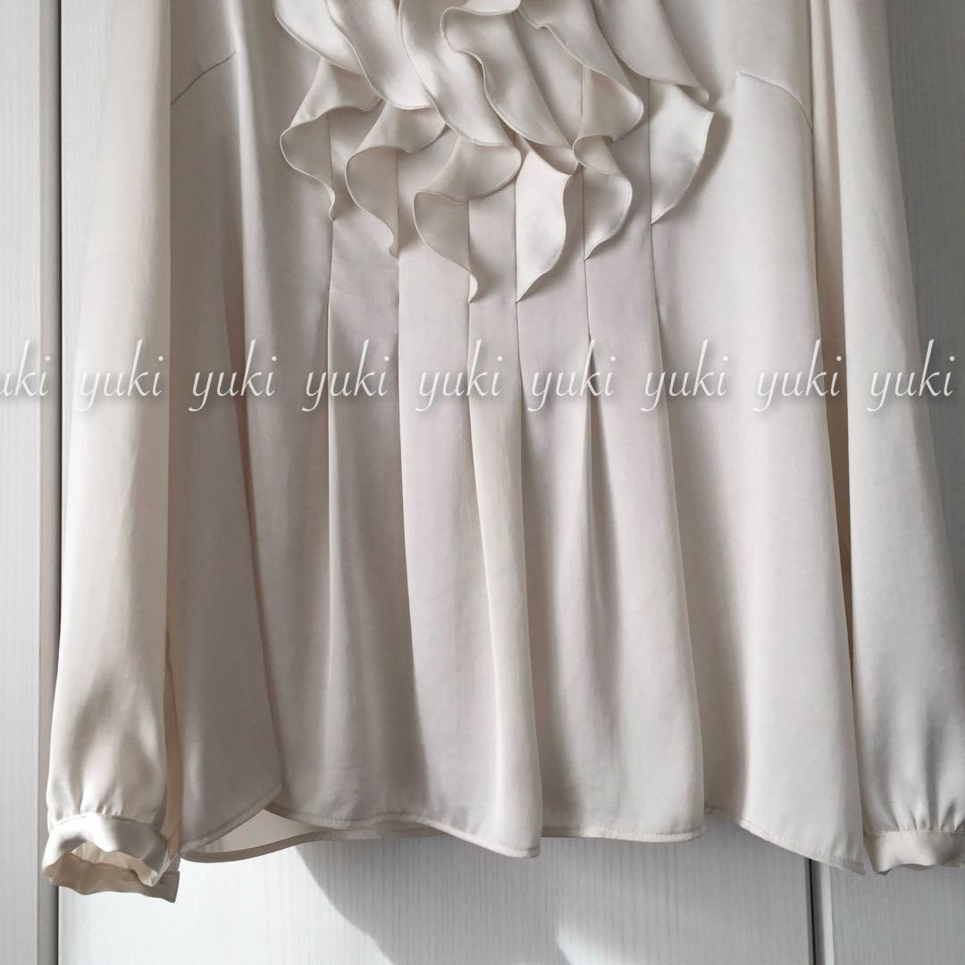 ANAYI サテンフリルブラウス 白 - メルカリ