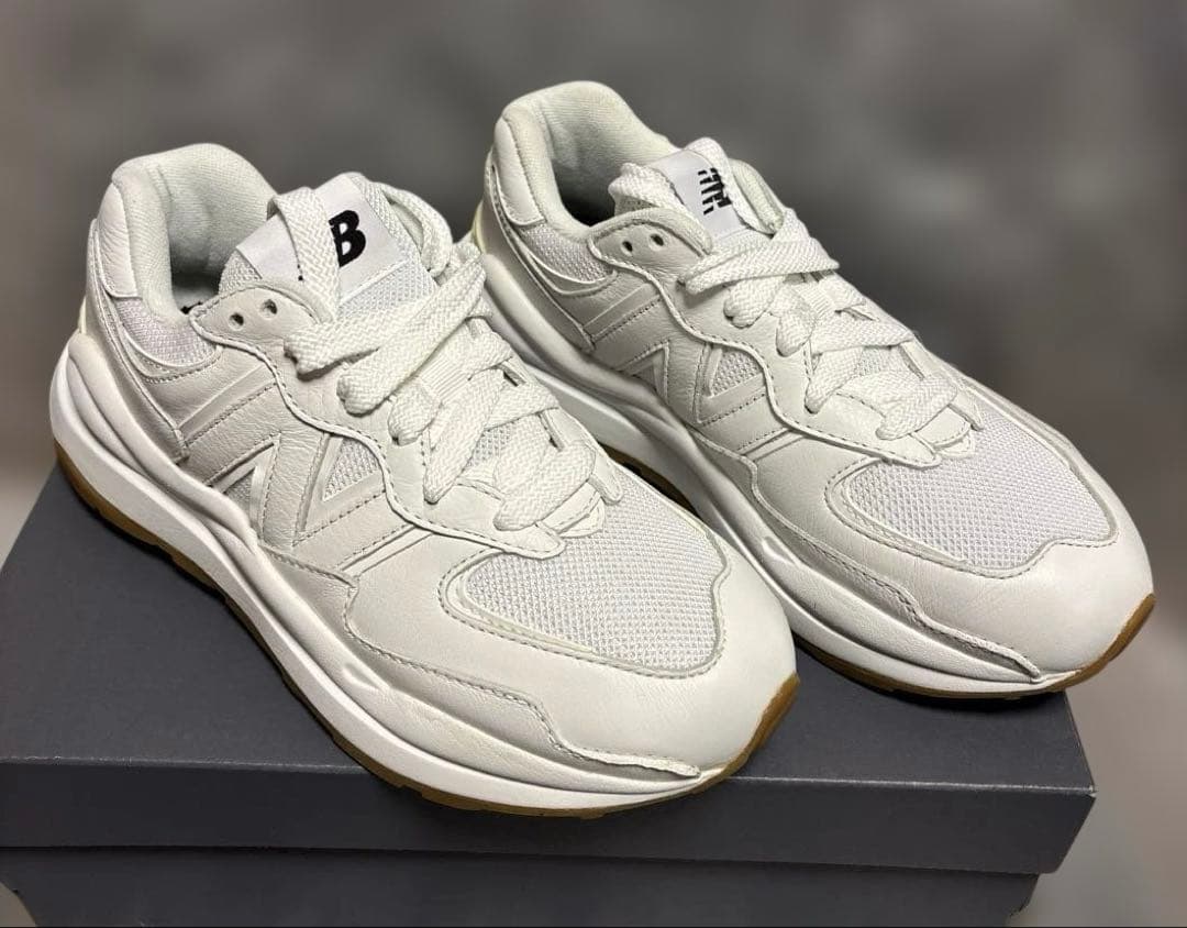 New balance M5740LT ホワイト レザー ワントーン スニーカー New Balance M5740SL1 WHITE（ニューバランス M5740SL1-ホワイト