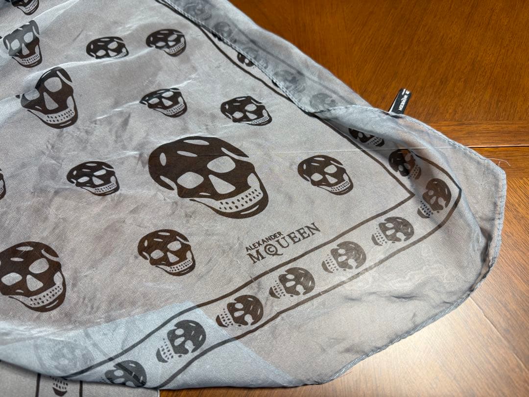 アレキサンダーマックイーン スカル グレー ストール スカーフ - メルカリ