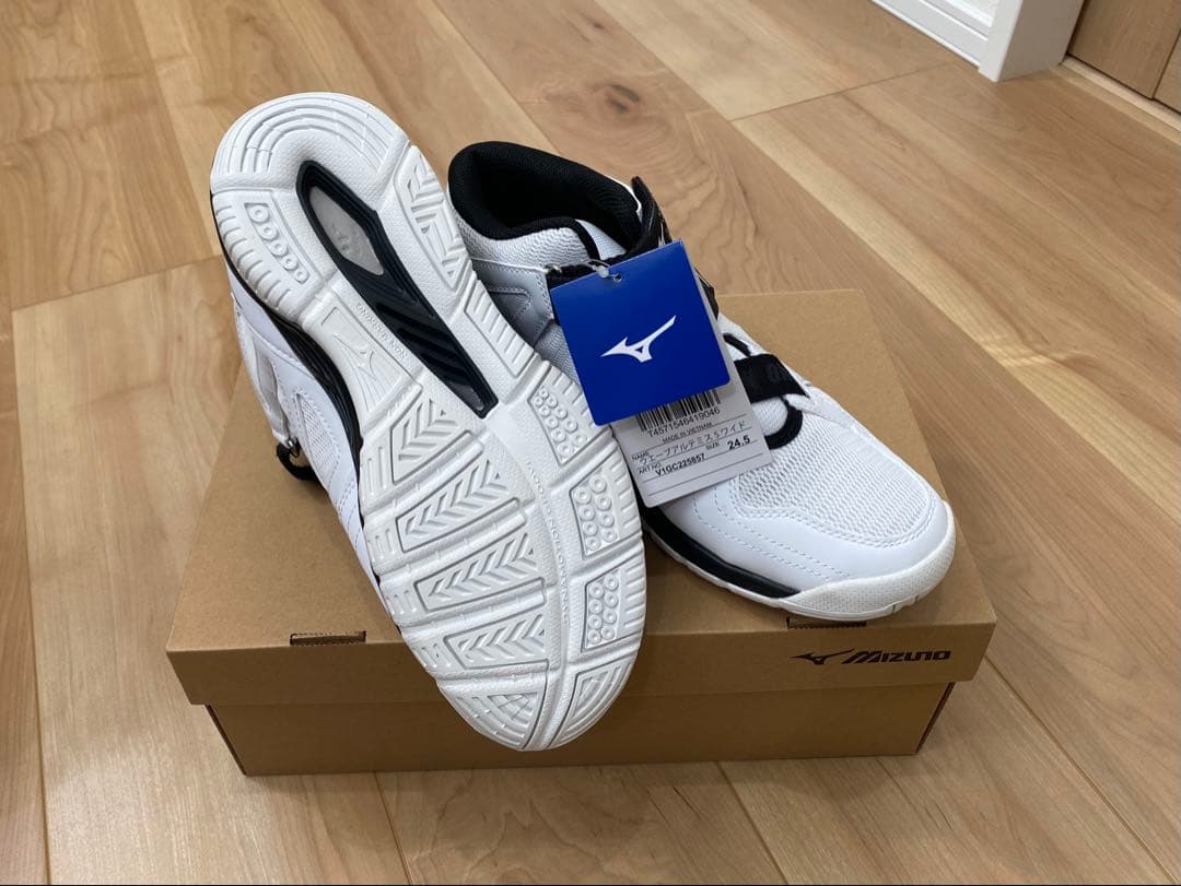 Mizunoバレーボールシューズ ウェーブアルテミス5 WIDE 24.5cm