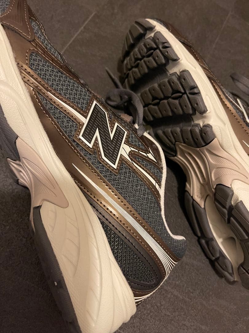 New Balanceスニーカー740 ブラウン/グレー 25.0cm