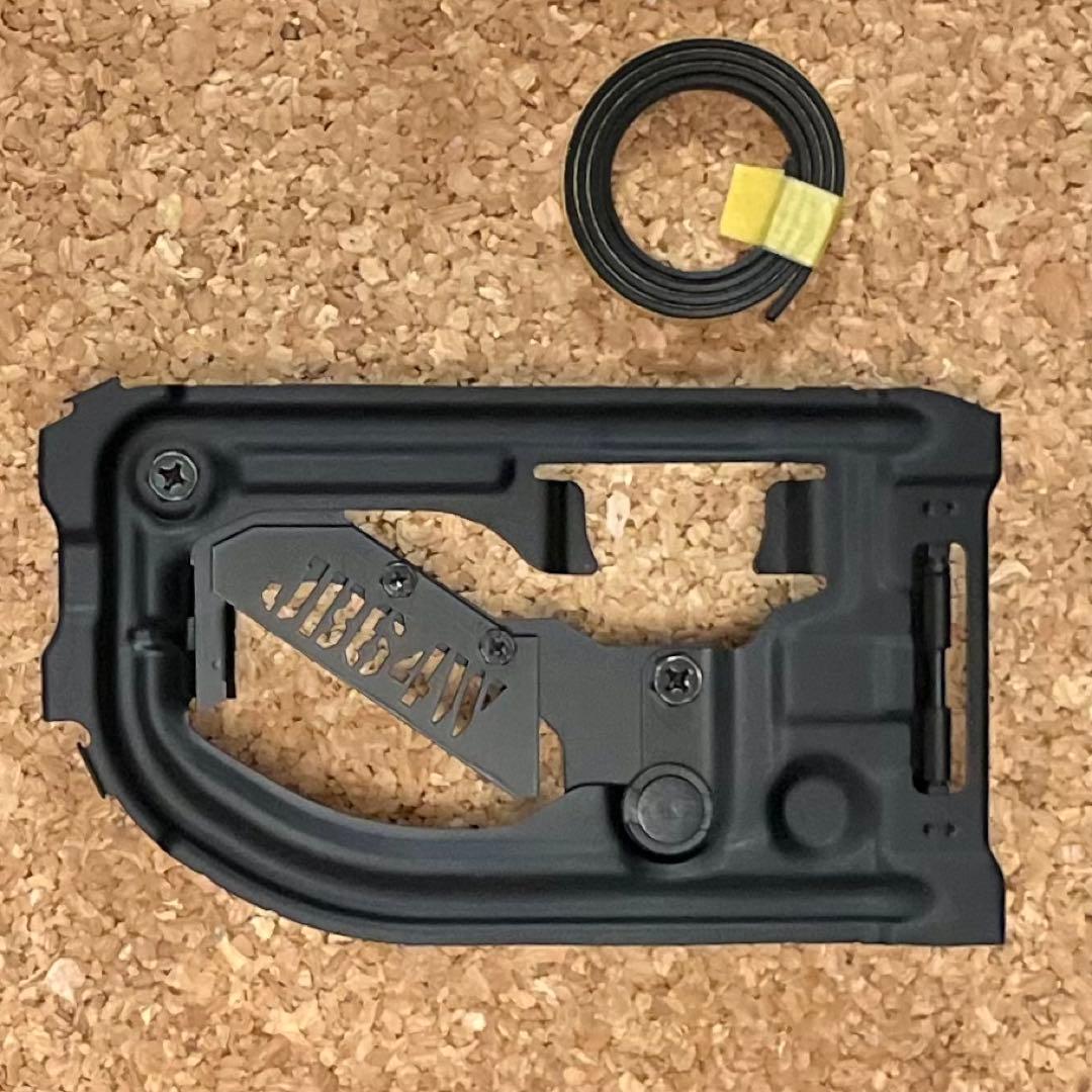 JB64ジムニー用JB64W刻印式スケルトン型燃料リッド - メルカリ