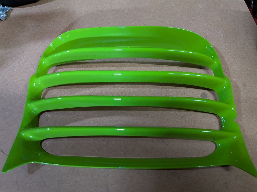 カワサキZRX1200ダエグライトルーバー。 カワサキ ZRX1200 ダエグ 塗装済み ヘッドライト ルーバー - メルカリ