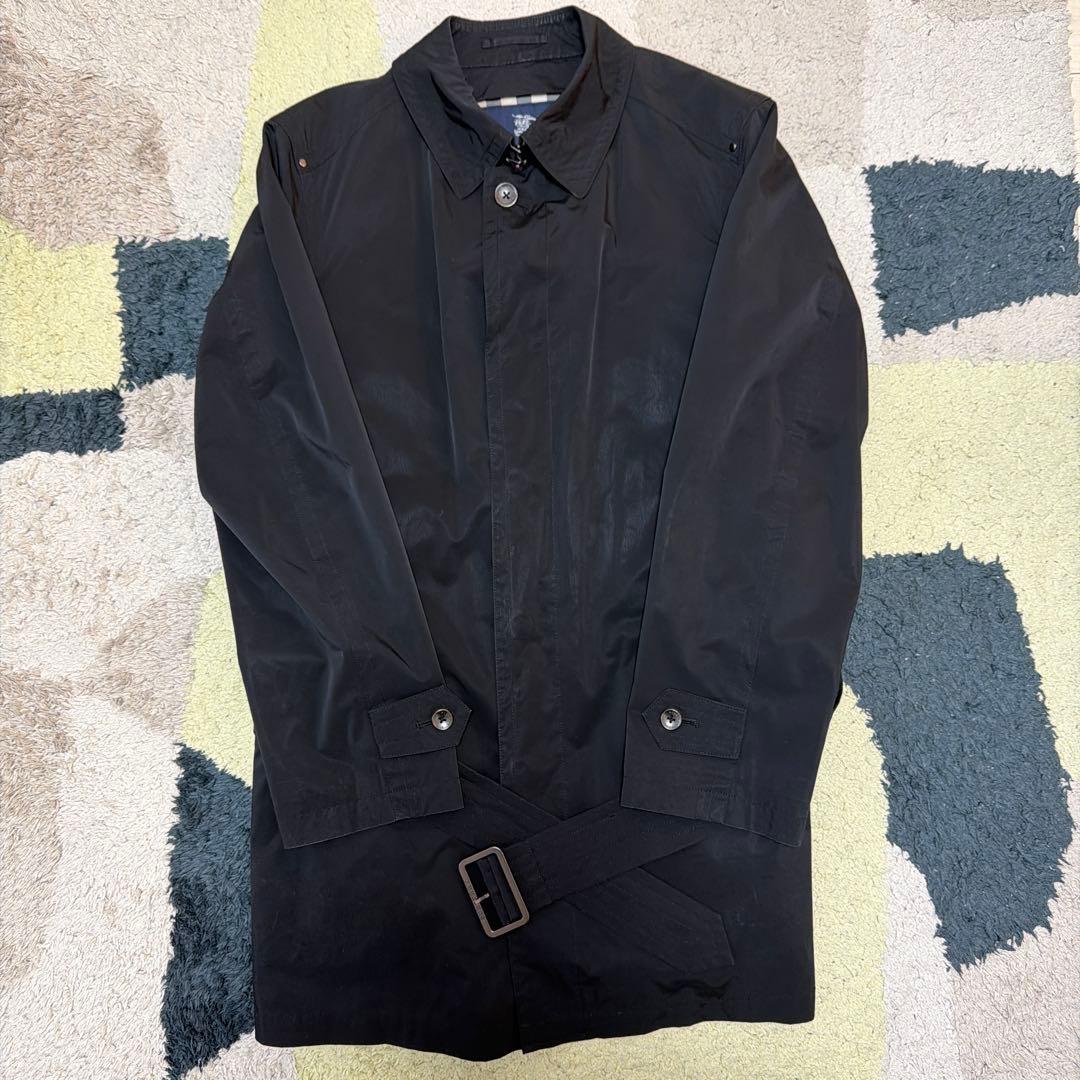 Burberry ブラック トレンチコート ベルト付き ロング ケンジントン ヘリテージ トレンチコート (ブラック) - メンズ