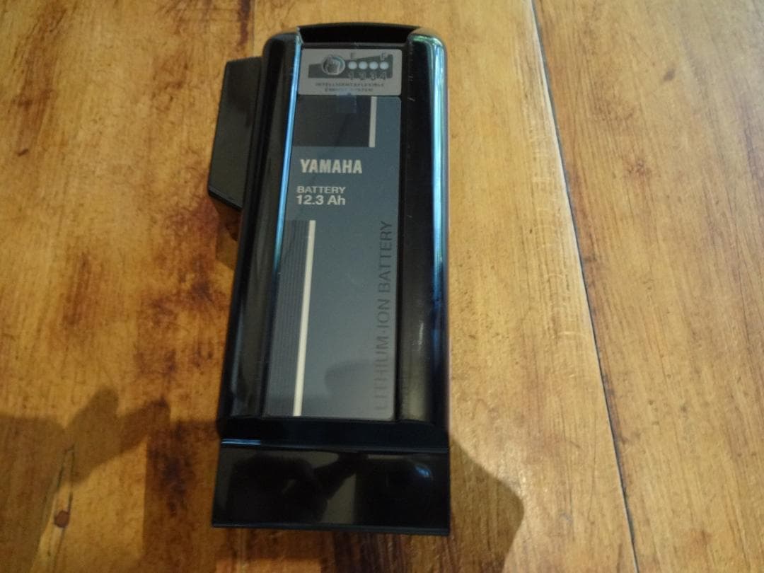 YAMAHAバッテリー　12.3Ah