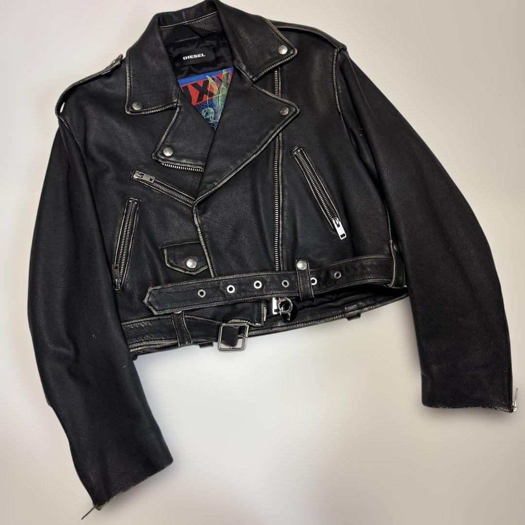 DIESEL ブラックレザーライダースジャケット DIESEL (ディーゼル) レザー ロゴ フルジップ ライダースジャケット