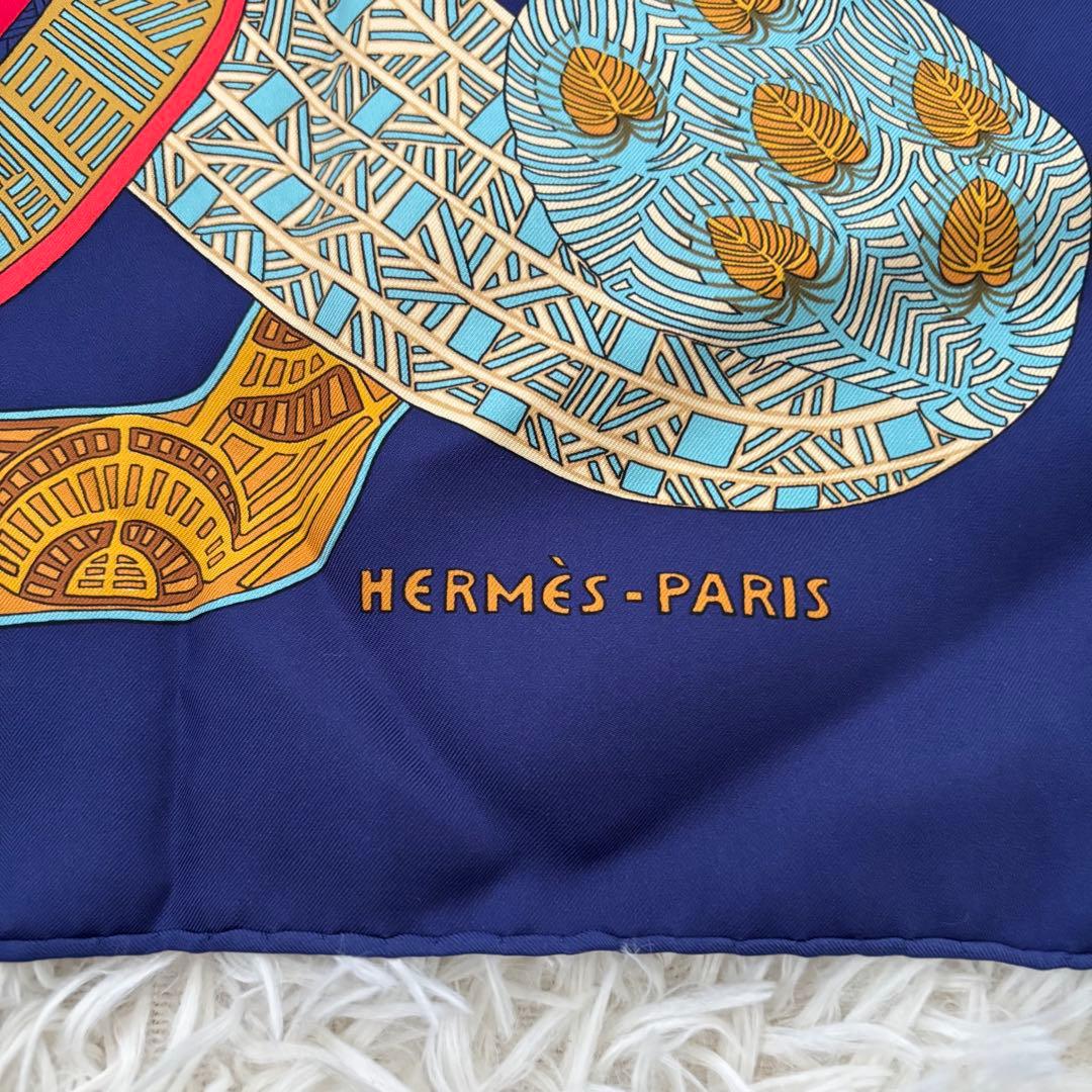 HERMES エルメス カレ90 シルク スカーフ「ステップ美術」ネイビー