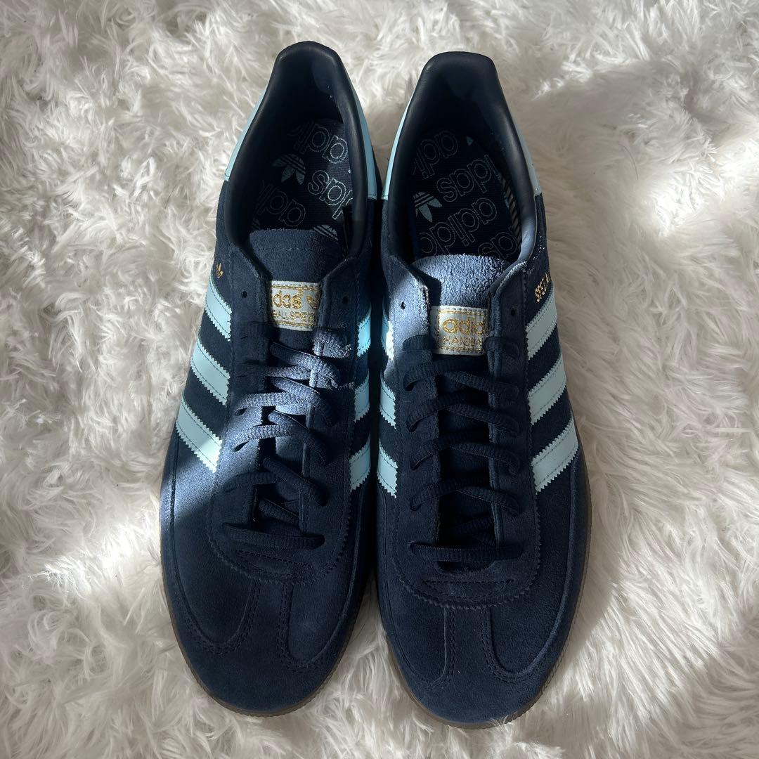 adidas スエード スニーカー ネイビー/ライトブルー - メルカリ