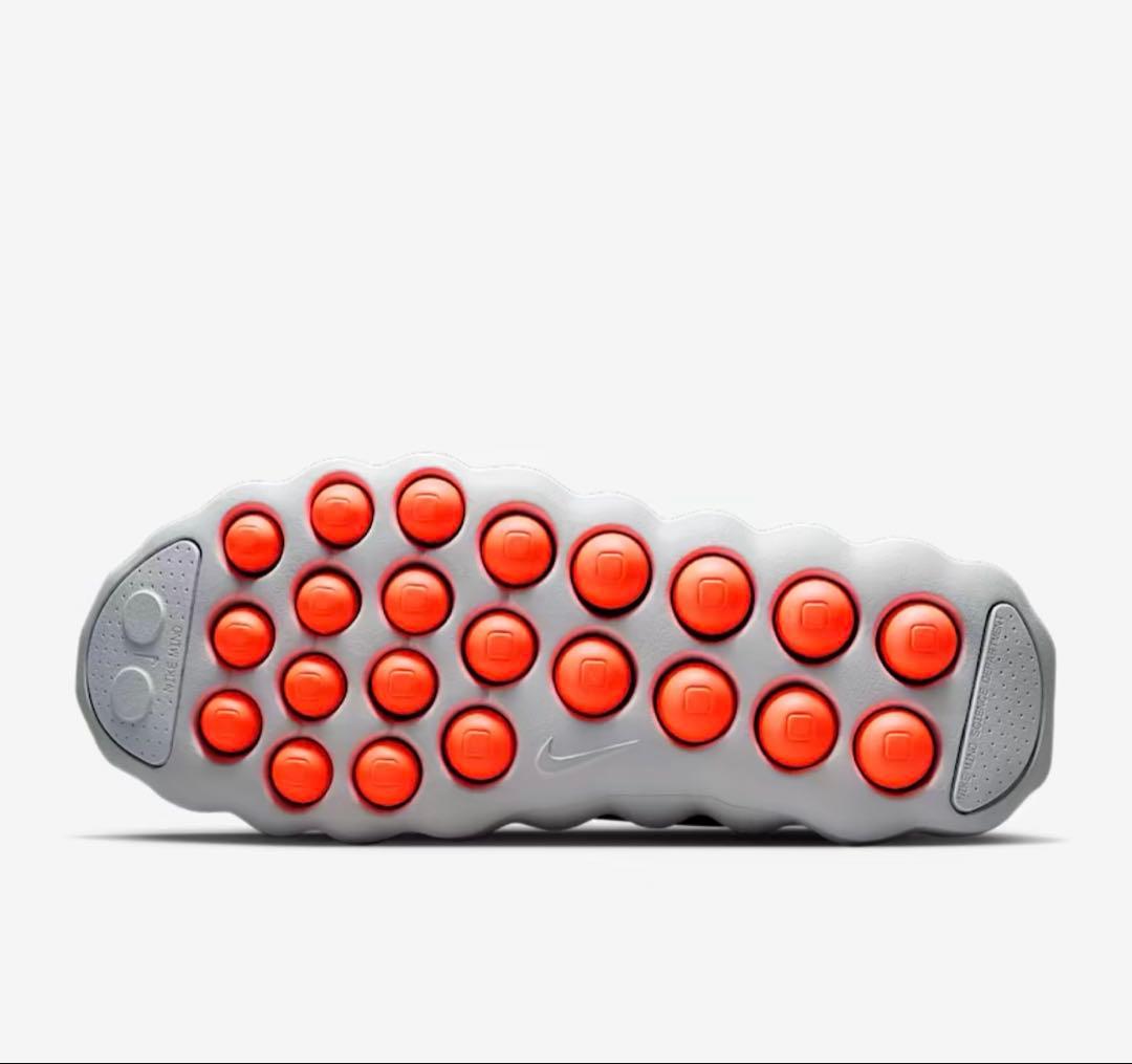 新品未使用　ナイキ　マインド　002 グレー　24.5cm