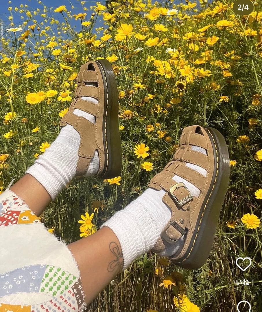 《X'mas sale》【Dr. Martens】WRENLIE 厚底サンダル