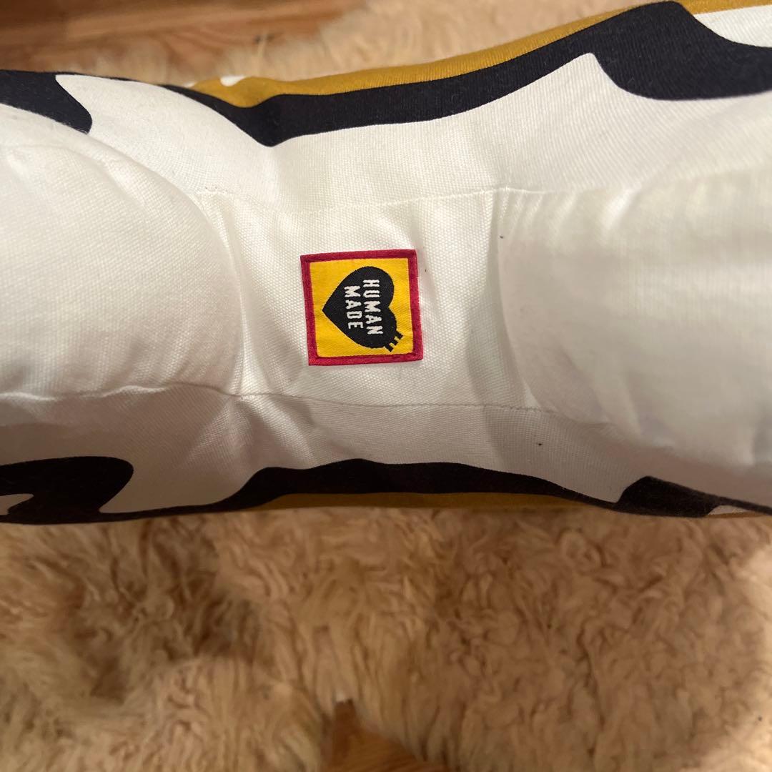 HUMAN MADE 犬型クッション ブルドッグ - メルカリ