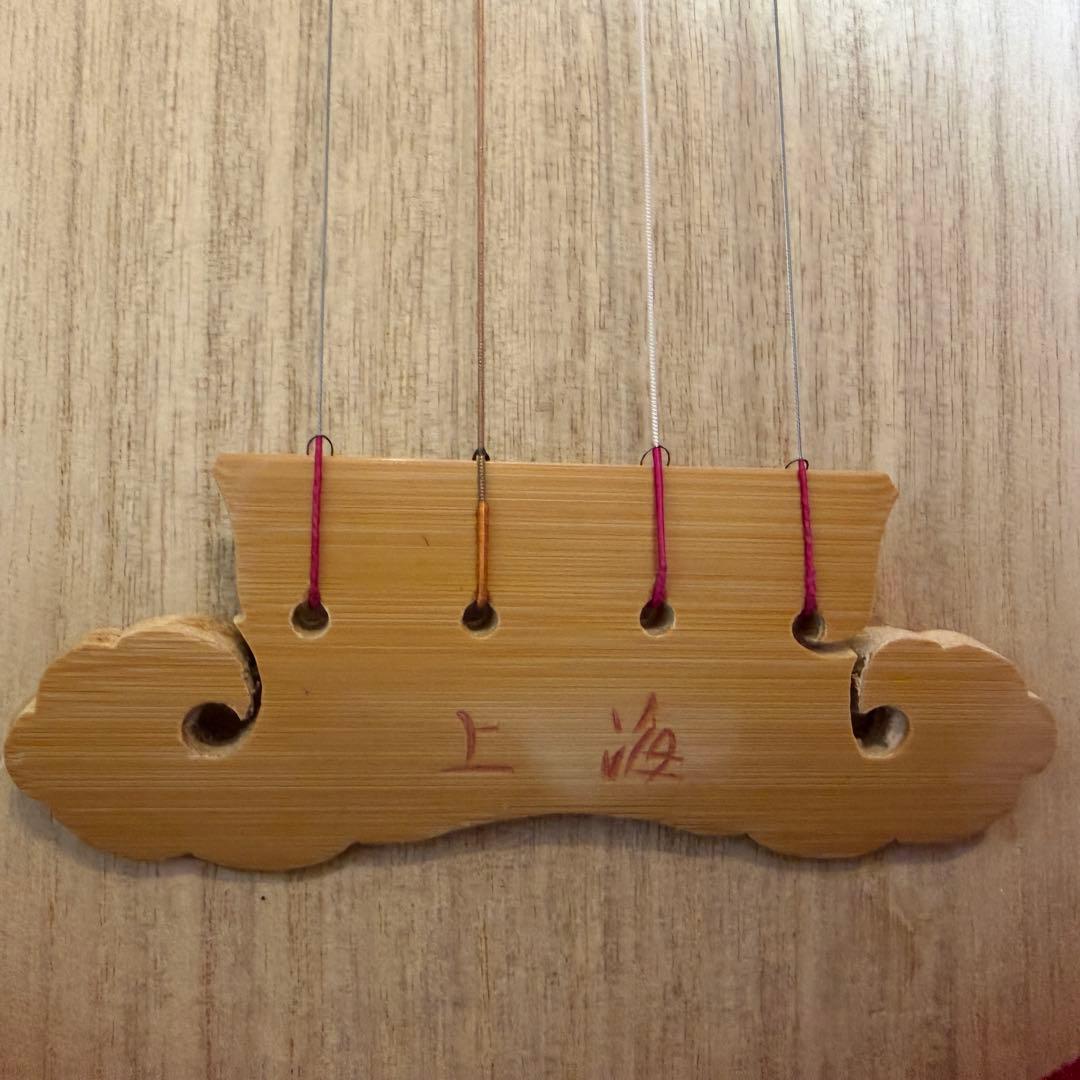 美品】牡丹彫刻付き 中国琵琶 ピーパ 響き豊かな工芸モデル 新品弦1.2