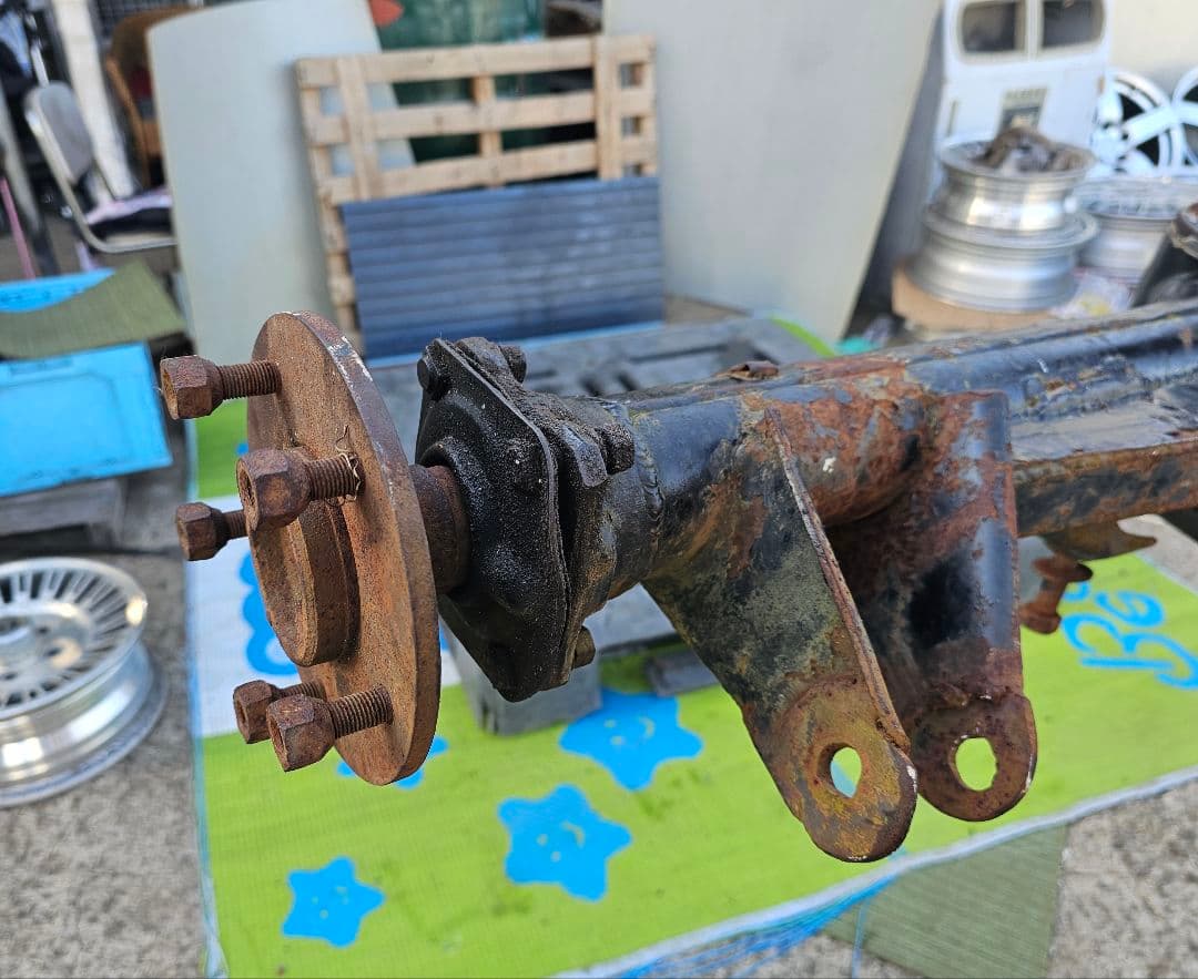 シボレーインパラ ホーシング デフです。 - メルカリ