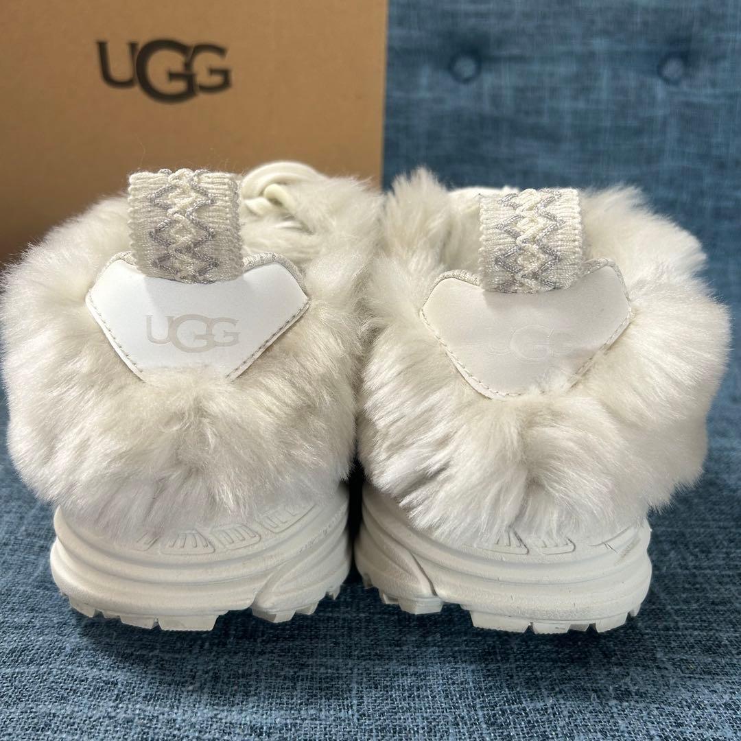 美品】UGG x atmos ☆CA805 x 2020 Sneaker - メルカリ