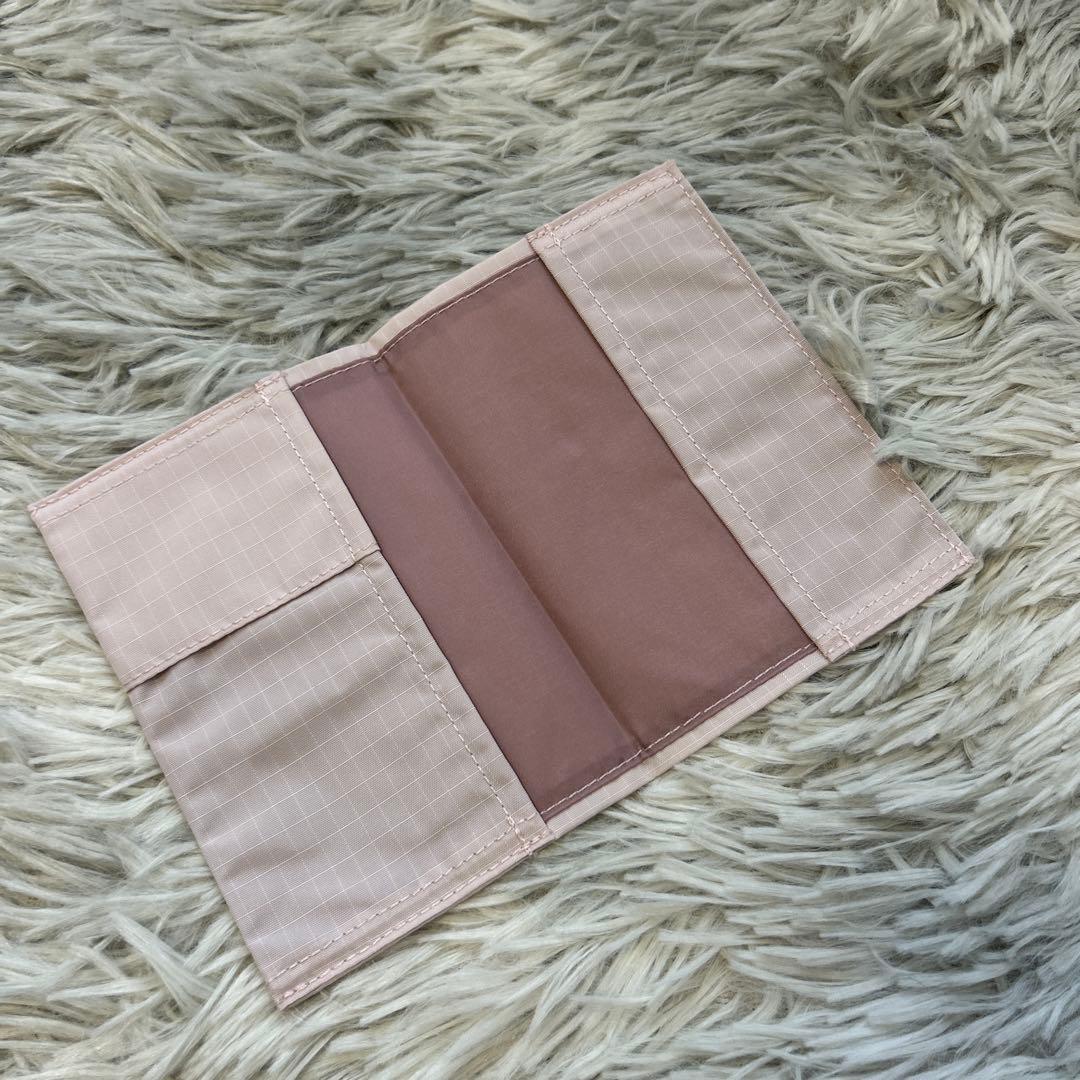 新品】LeSportsac×ひとりっぷマルチトラベルウォレットパテント