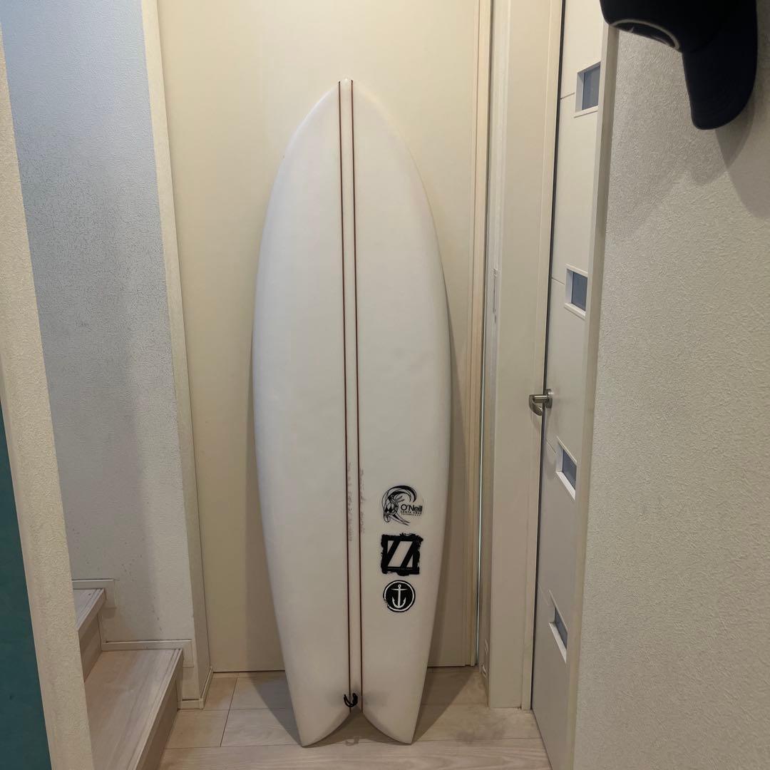 ゼブラサーフボード ツインフィッシュ バンブルビー 5´10