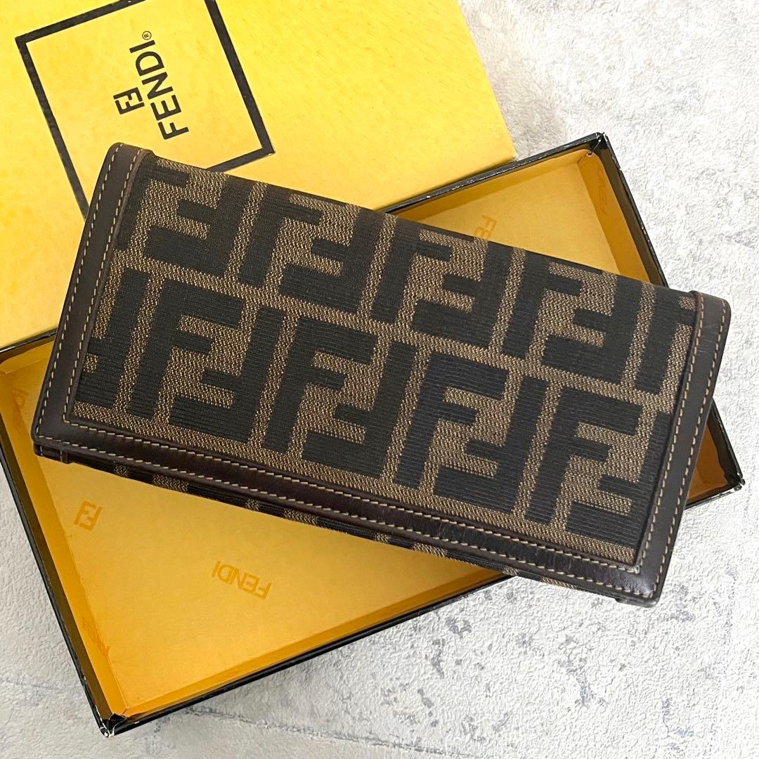 美品✨FENDI 長財布 ズッカ キャンバス ロゴ FF レザー ブラウン FENDI（フェンディ） 長財布 ウォレット ズッカ キャンバス/レザー