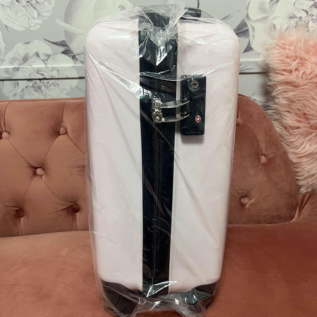 Lil ala mode×サンリオ 当りくじ リルアラモード キャリーケース