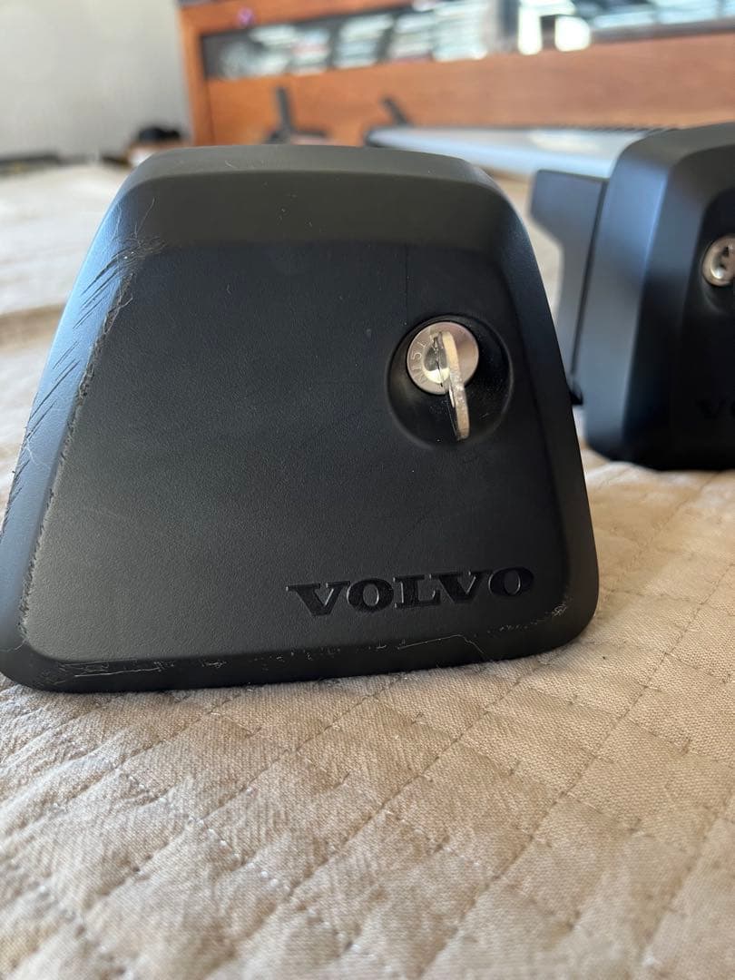 ボルボXC40 ロードキャリア ウイングタイプ 純正 - メルカリ