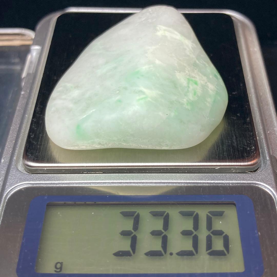 【専用品】糸魚川翡翠　金山谷　翡翠　海石　原石　33.3ｇ