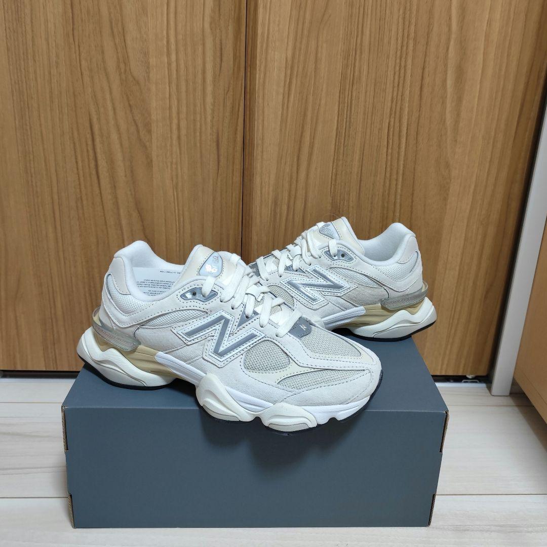 【24.5cm】 ニューバランス NB U9060WHT