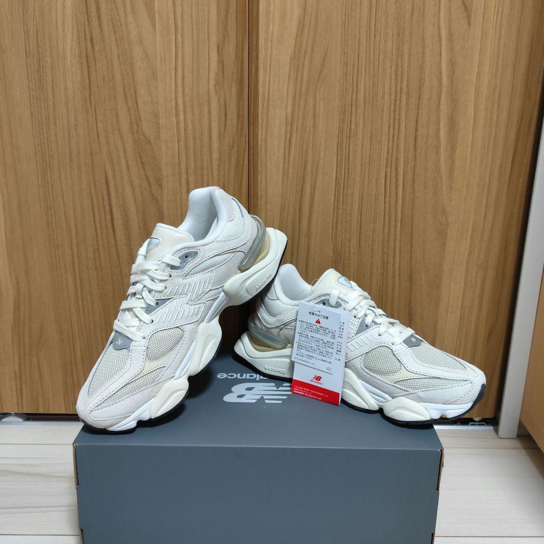 【24.5cm】 ニューバランス NB U9060WHT