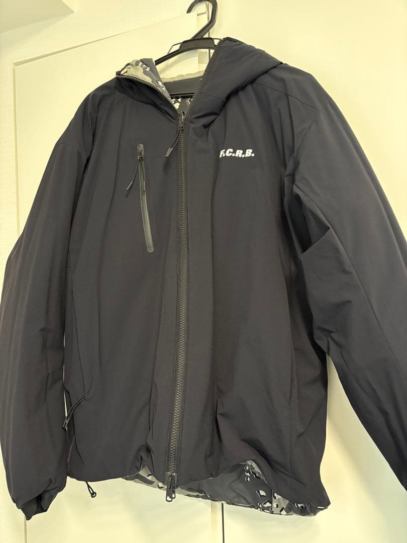 F.C.Real Bristol リバーシブルナイロンジャケット ダークグレー