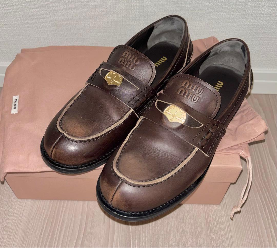 miumiu ブラッシュドレザー ペニーローファー ☆MIUMIU☆ブラッシュドレザー ペニーローファー (MiuMiu/ローファー