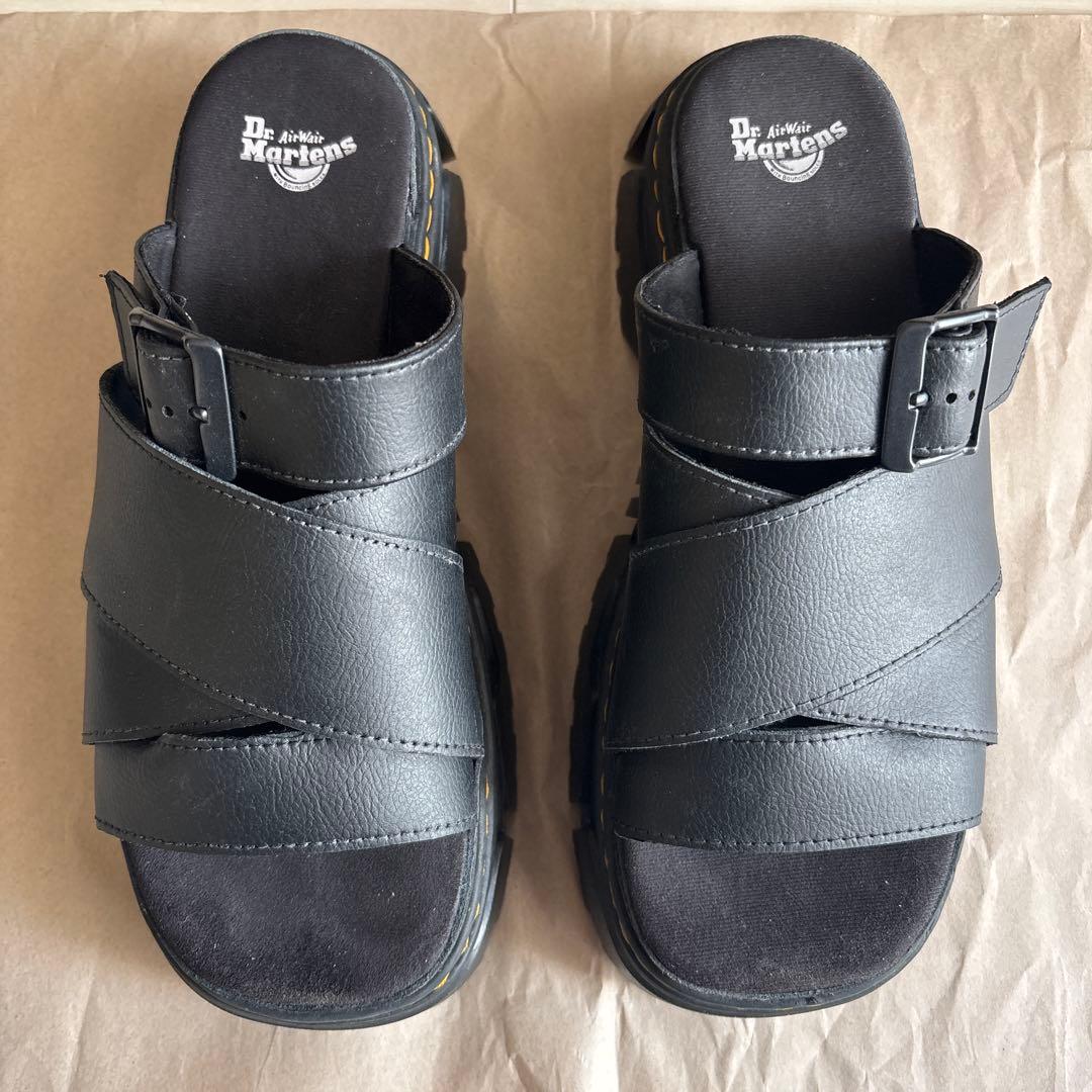Dr. Martens クロスストラップ サンダル ブラック 楽天市場】ドクターマーチン 厚底靴 サンダル レディース クロス