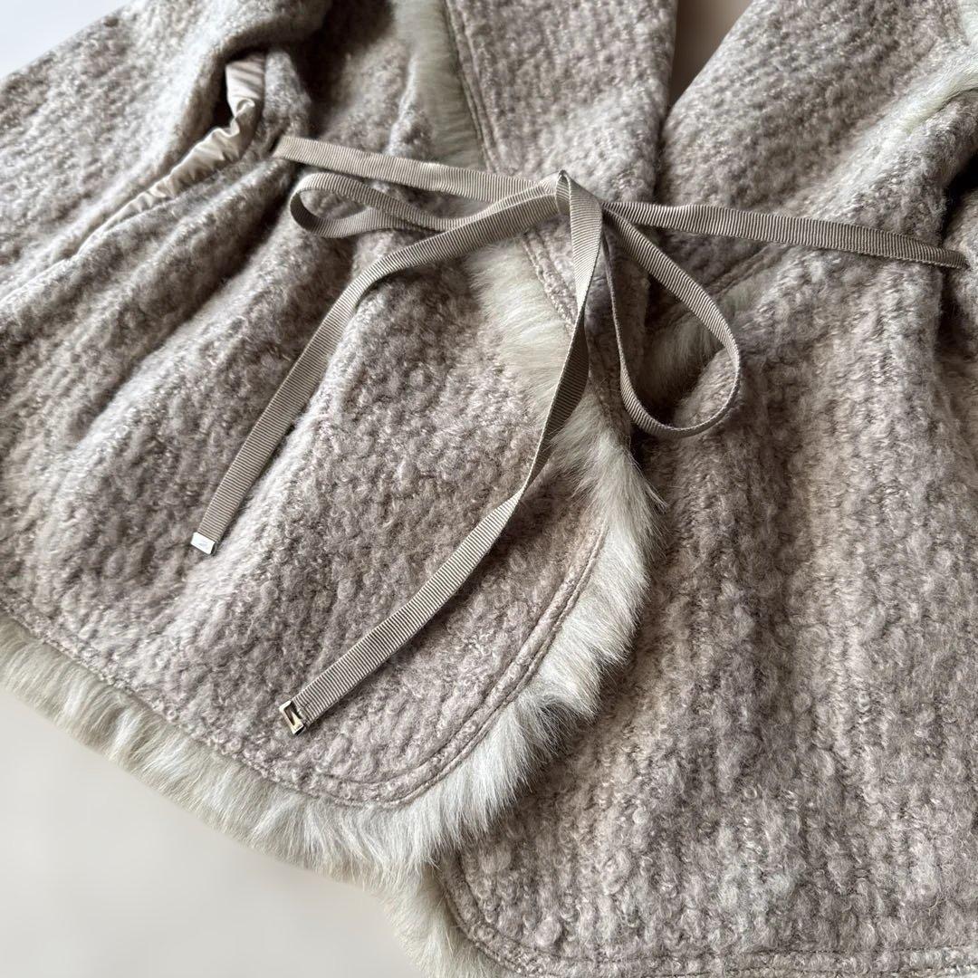 ダーマコレクシン 背中ダウンジャケット？カーディガン ベージュカラー