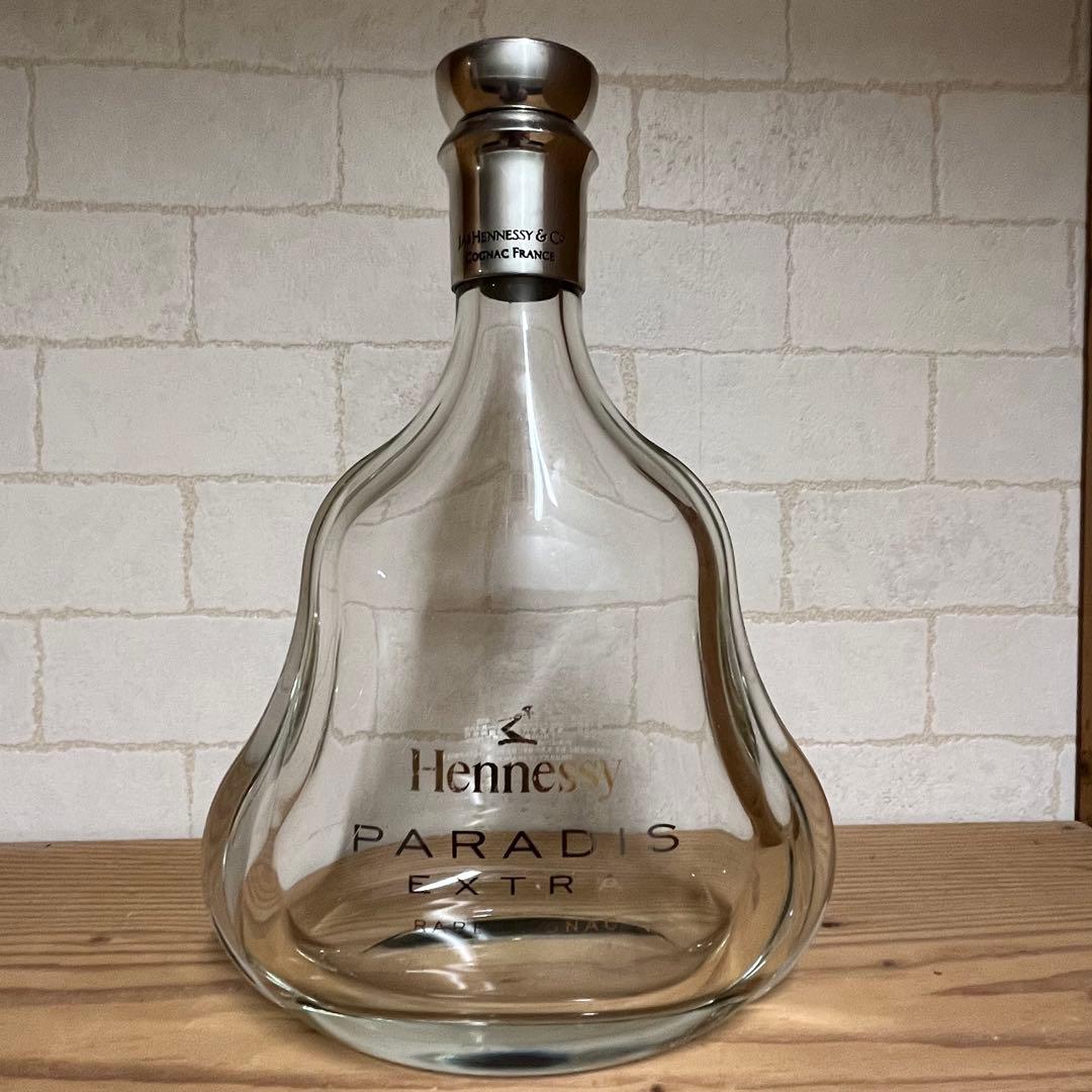 ヘネシー パラディ 空き瓶 飾りボトル 蓋 コルク折れ - メルカリ