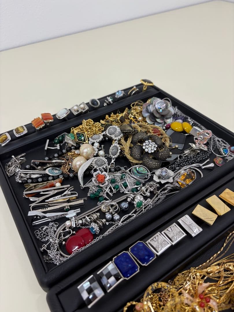 アクセサリー 豪華まとめ売り 1.4kg 大量 高級感◎ リメイクにも