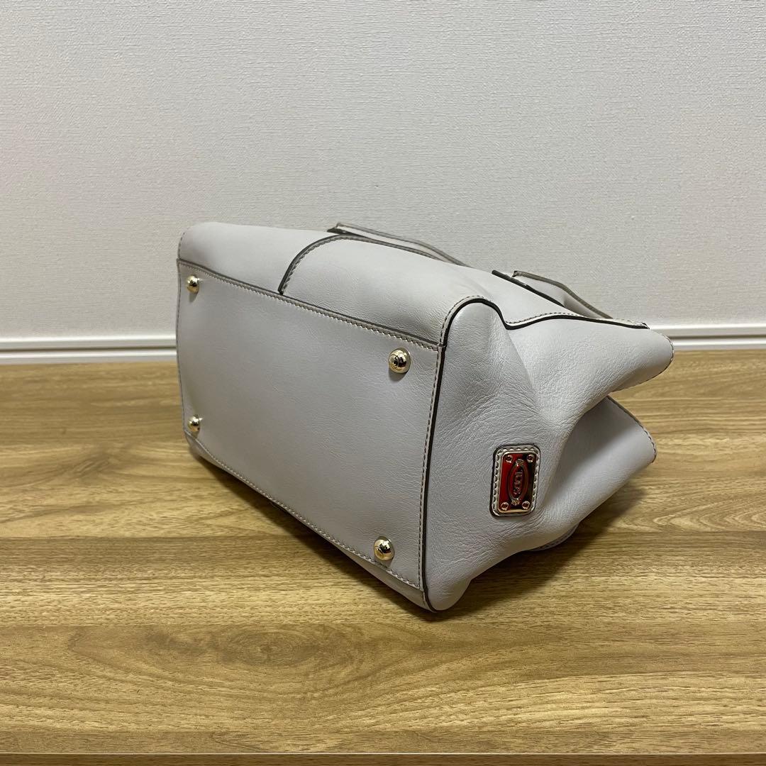 《美品》TOD’S （トッズ）レザー ハンドバッグ ライトグレー系