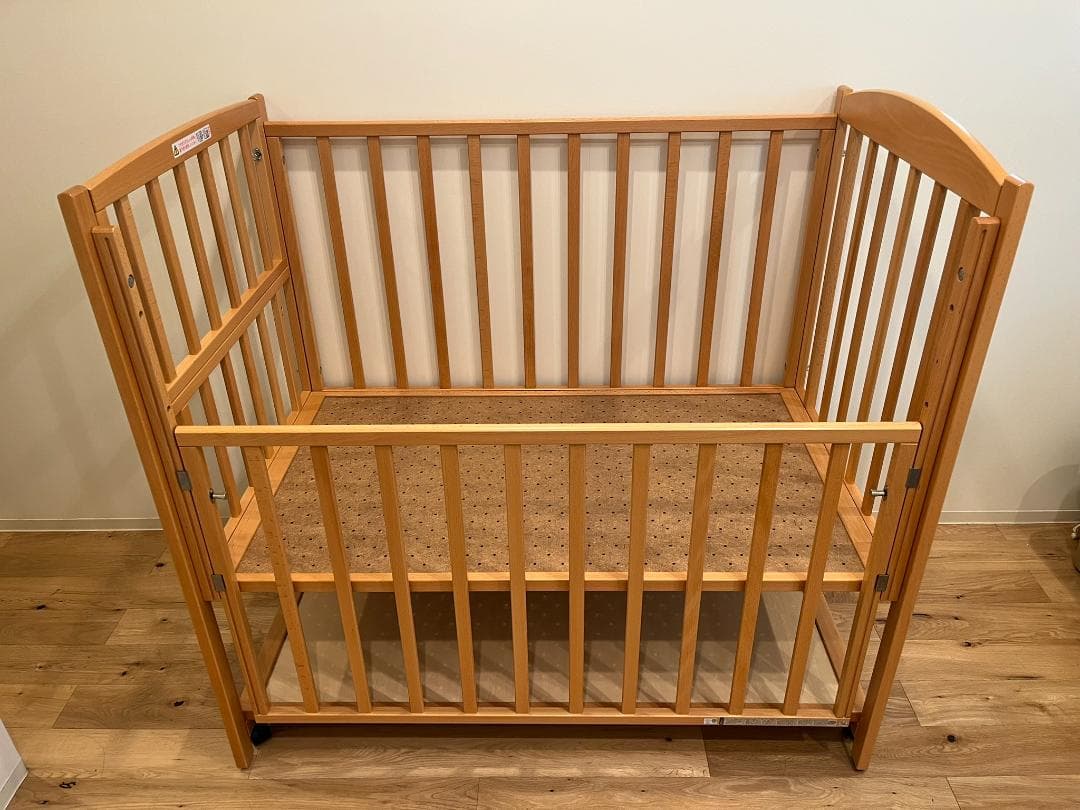 KATOJI　ツーオープン　ベビーベッド　プレミアムライン お世話用の扉が2箇所ある国産ハイポジション ベビーベッド