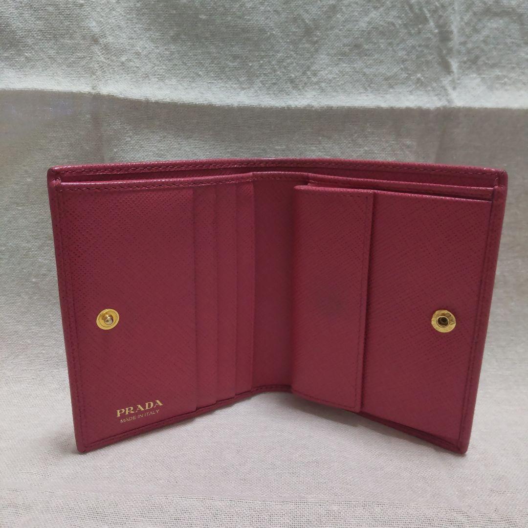 PRADA】 二つ折り財布 ピンク レザー お 手頃 価格