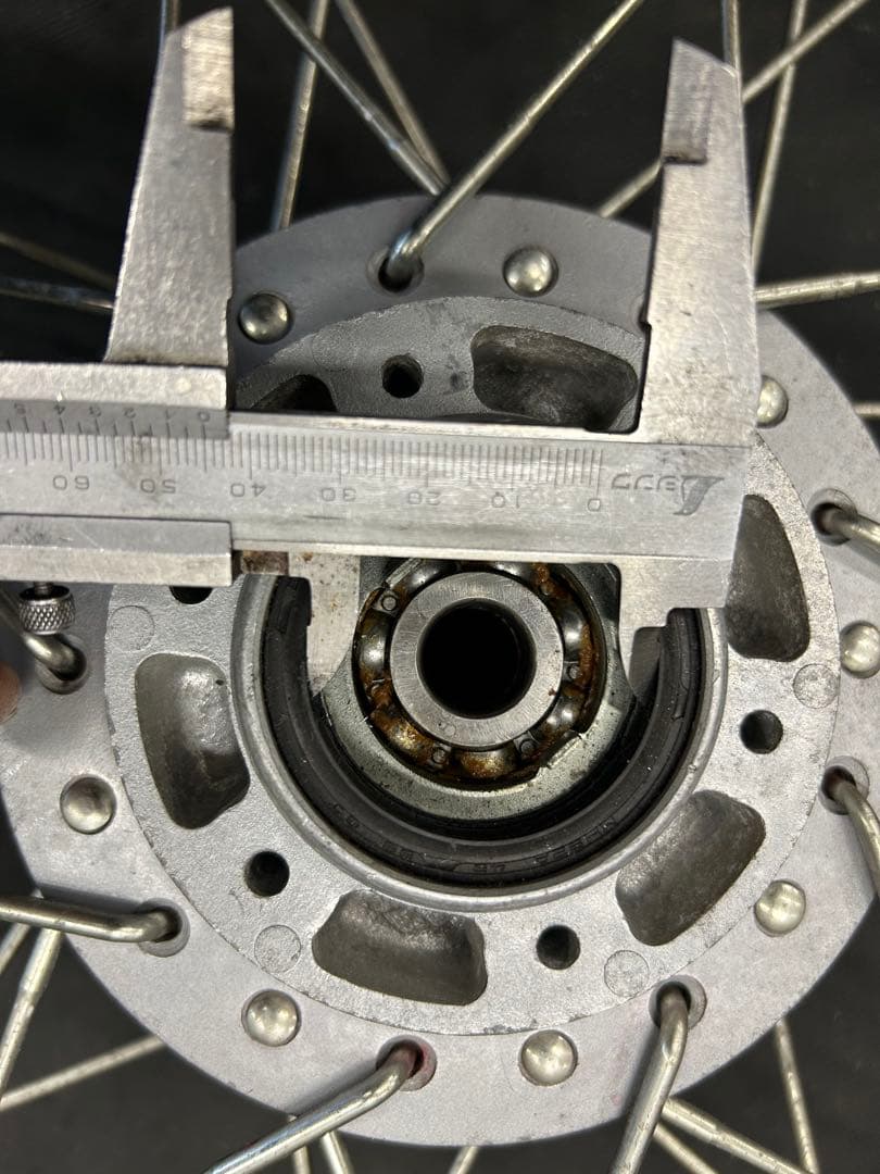 XS650 SR400初期ディスク23インチ ホイール - メルカリ