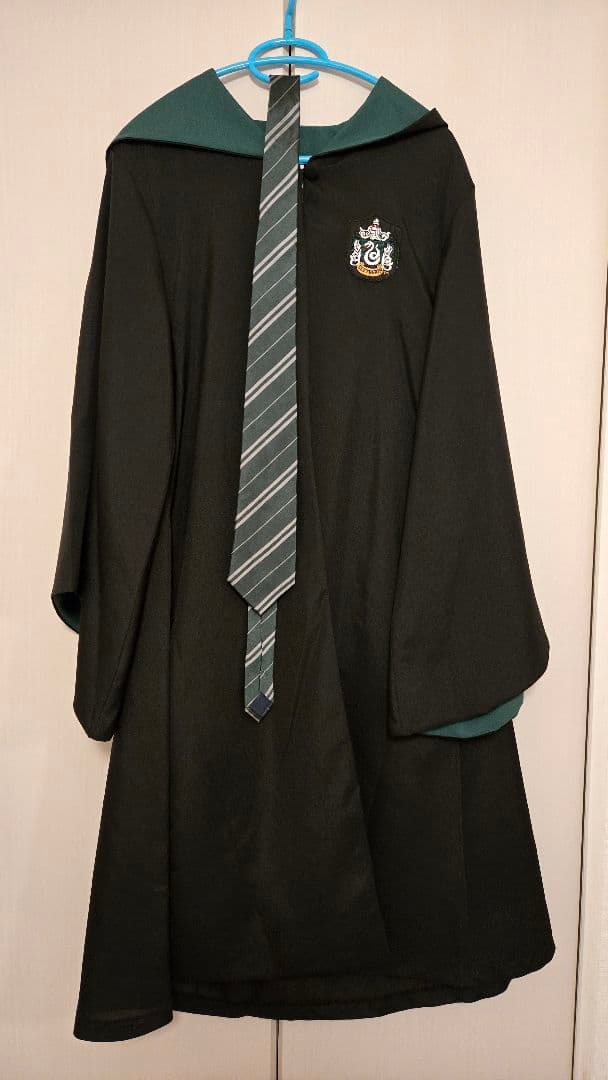 USJ公式 ハリーポッター スリザリンローブ、ネクタイ - メルカリ