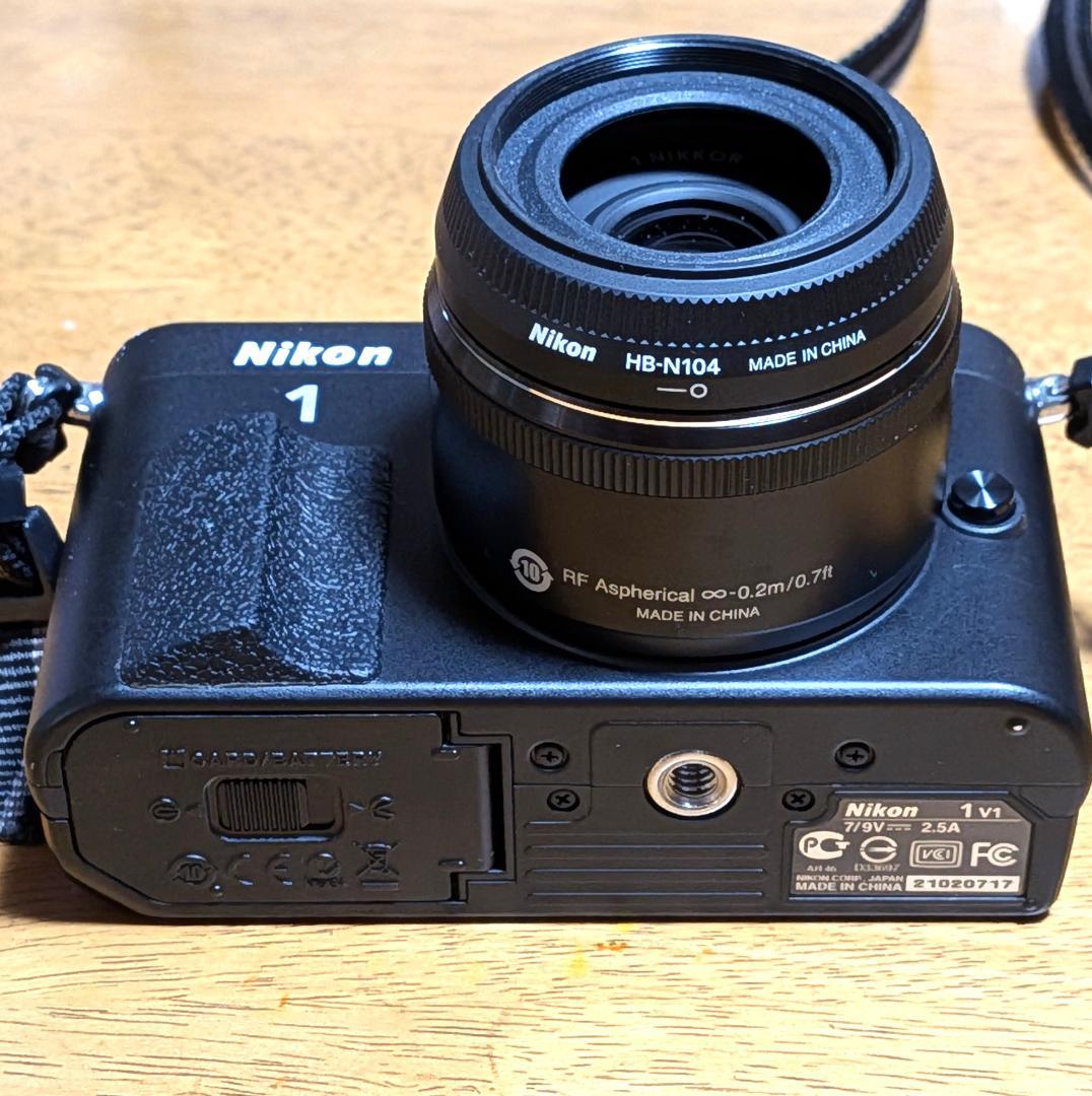 Nikon 1 V1 ＋ 1NIKKOR18,5単焦点レンズ＋レンズフード - メルカリ
