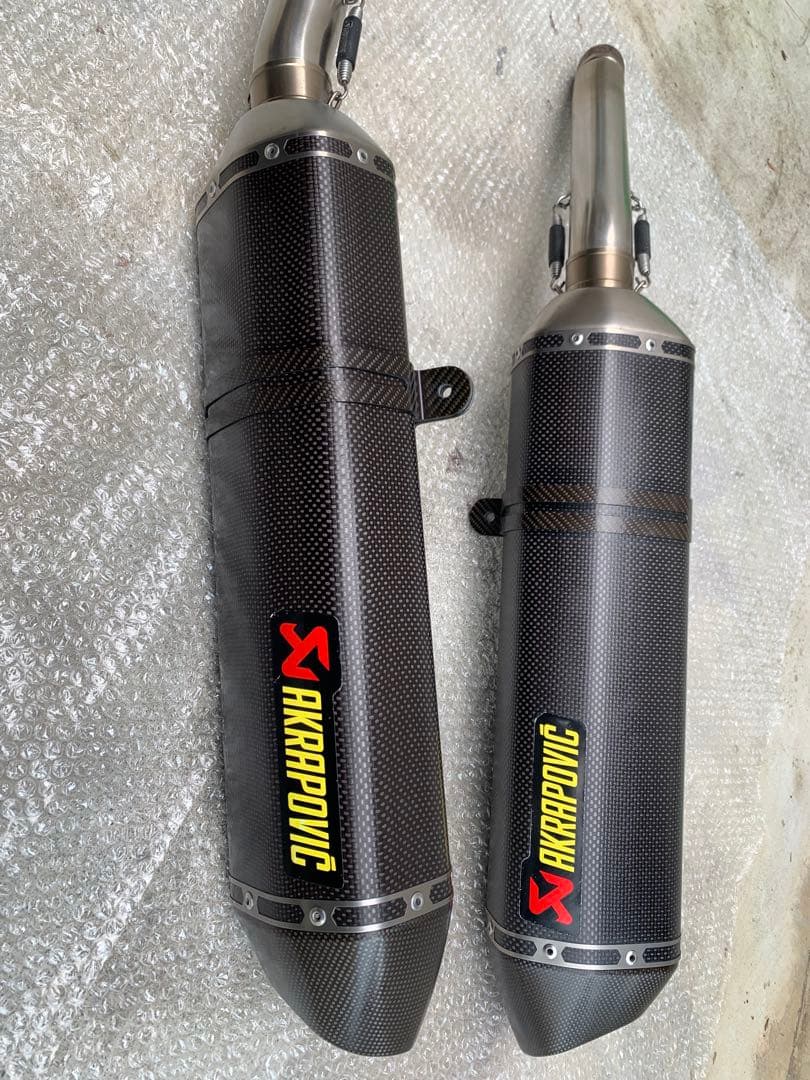 gsx1300r AKRAPOVIC カーボンファイバー マフラーセット Akrapovic(アクラポヴィッチ) スリップオン マフラー JMCA認証 車検