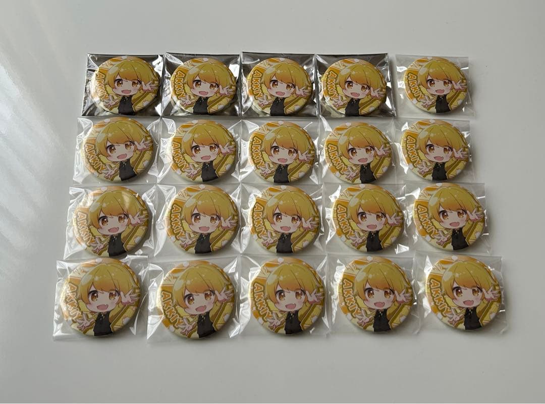 AMPTAKxCOLORS あっきぃ　缶バ AMPTAKxCOLORS あっきぃ 缶バッジ 虹 武道館 デフォ アンプタック