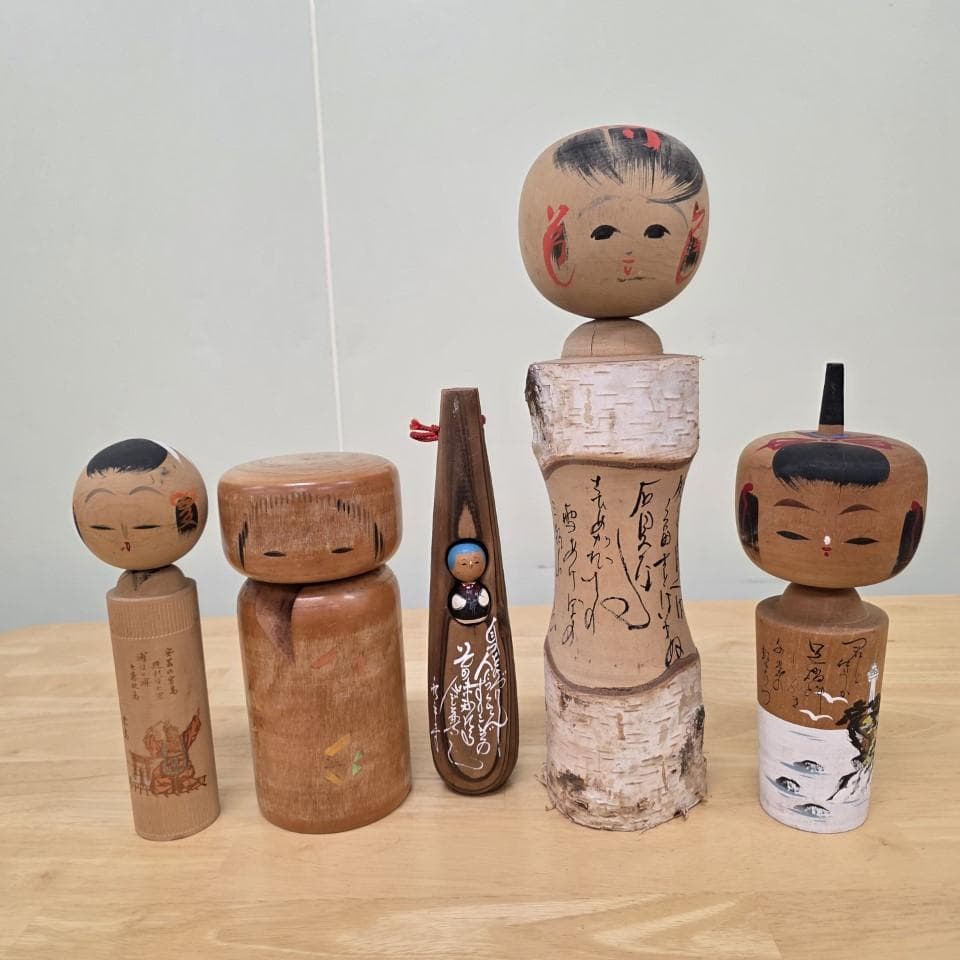 昭和レトロ 木製こけし人形 こけしおまとめ5体セット - メルカリ