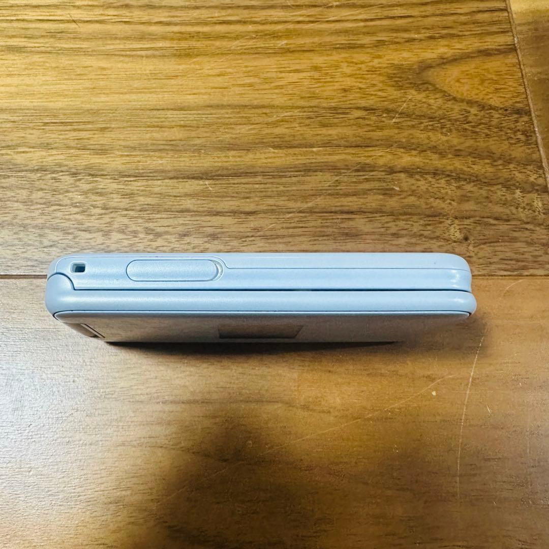 ドコモ らくらくホン F-01M ホワイト通電確認済 初期化済 - メルカリ