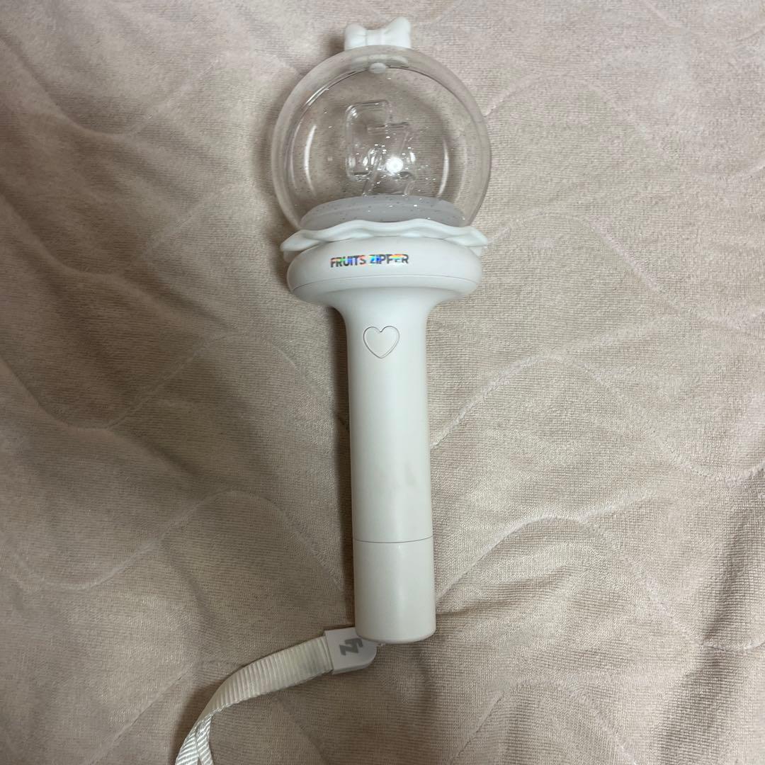FRUITSZIPPER 公式ペンライト カスタムチャーム付 - メルカリ