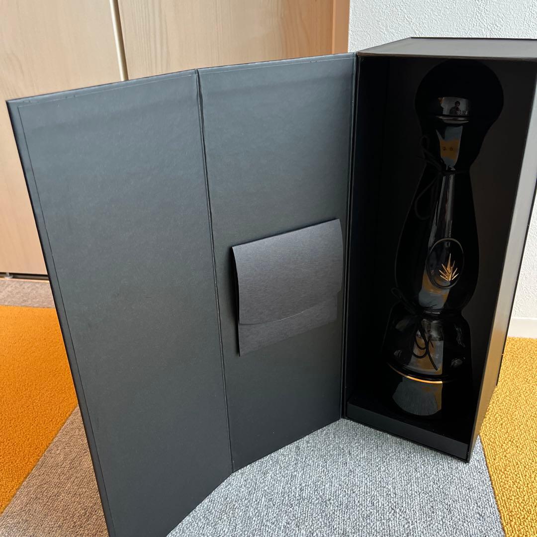 キ*ラ様 Clase Azul Gold 空瓶 専用箱付き - メルカリ