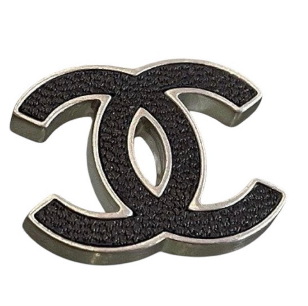 正規品】シャネル ブラック ロゴ ピアス ココ レザー メンズ 片耳 両耳